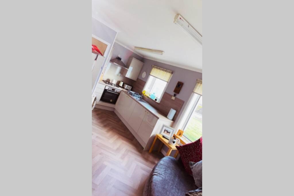 Two Bed Bungalow With Garage And Hot Tub Daire Thurso Dış mekan fotoğraf
